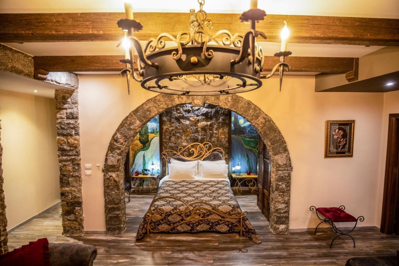 Vila Eden Boutique Hotel Korce Exterior photo