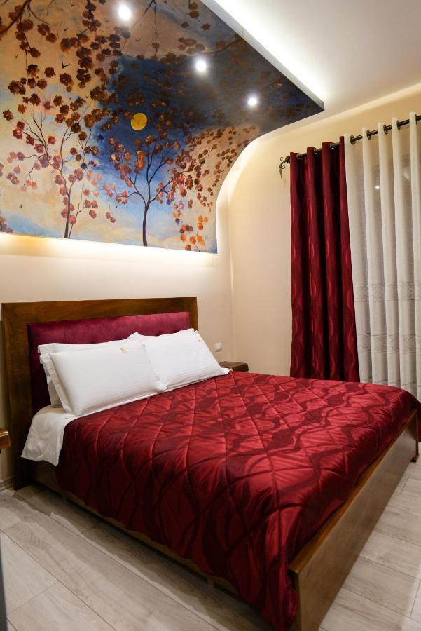 Vila Eden Boutique Hotel Korce Exterior photo