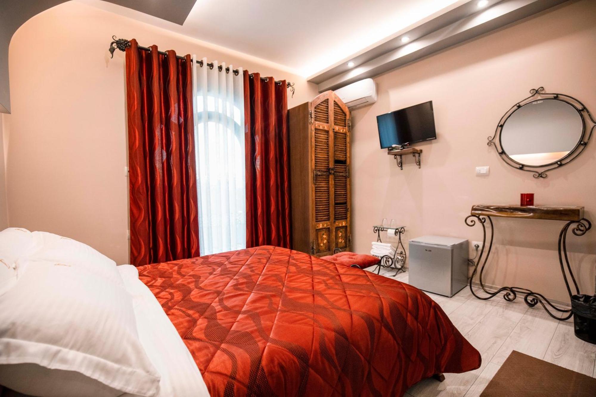 Vila Eden Boutique Hotel Korce Room photo