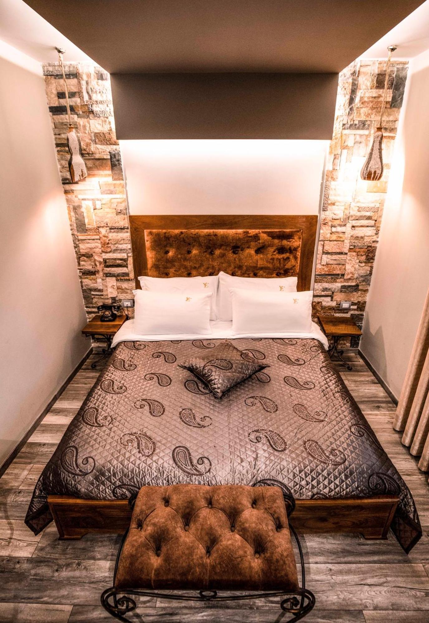 Vila Eden Boutique Hotel Korce Room photo
