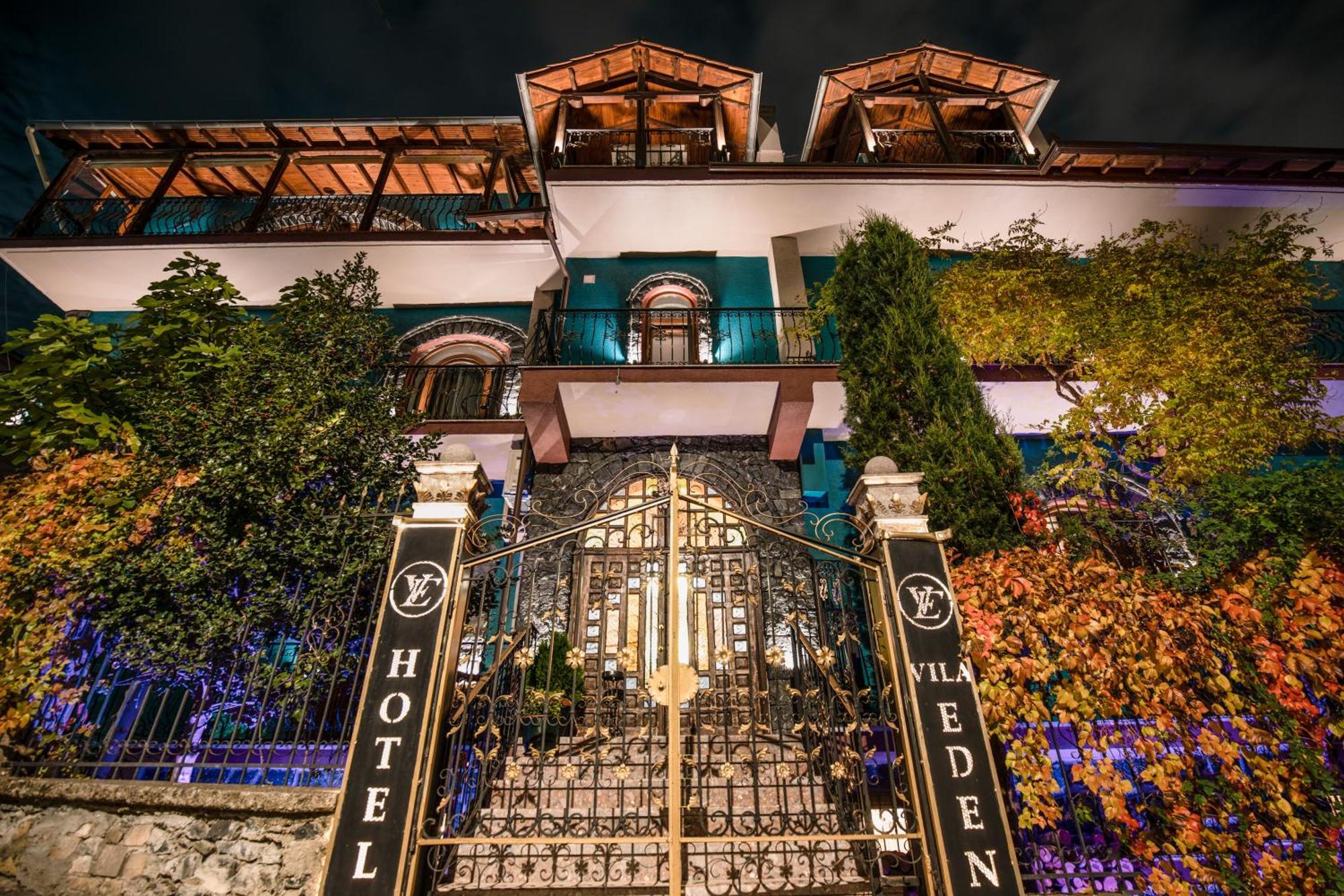 Vila Eden Boutique Hotel Korce Exterior photo